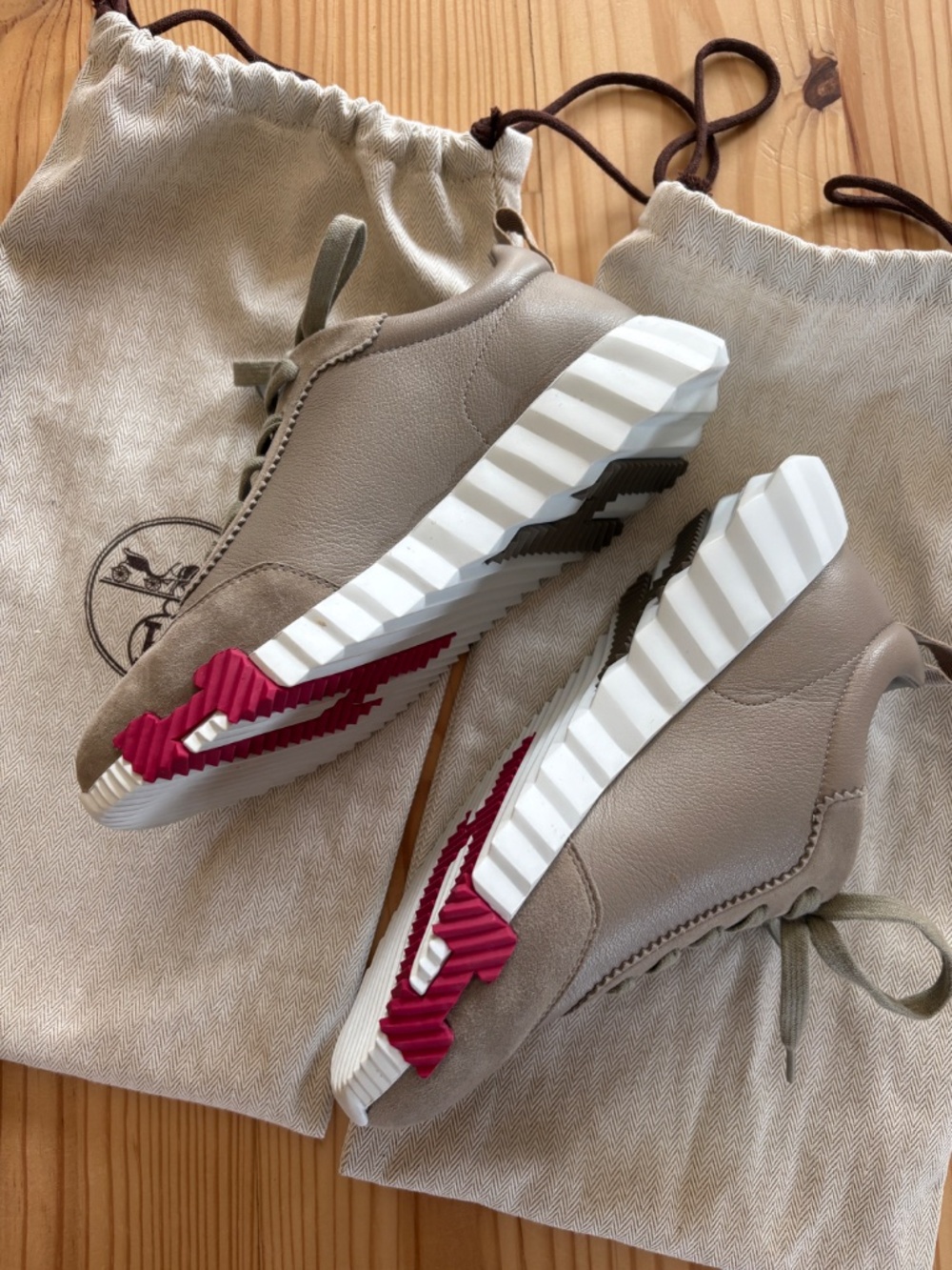 Hermès Bouncing Sneakers Taupe Leather & Suede EU 37 / US 6.5-7 New - Picture 9 of 16